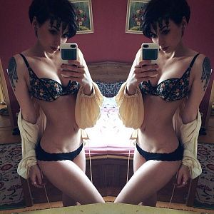 Надя — эротические фото