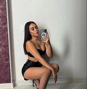 Таня — эротические фото